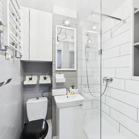 Intimate Close To Pge Narodowy By Renters 아파트 바르샤바
